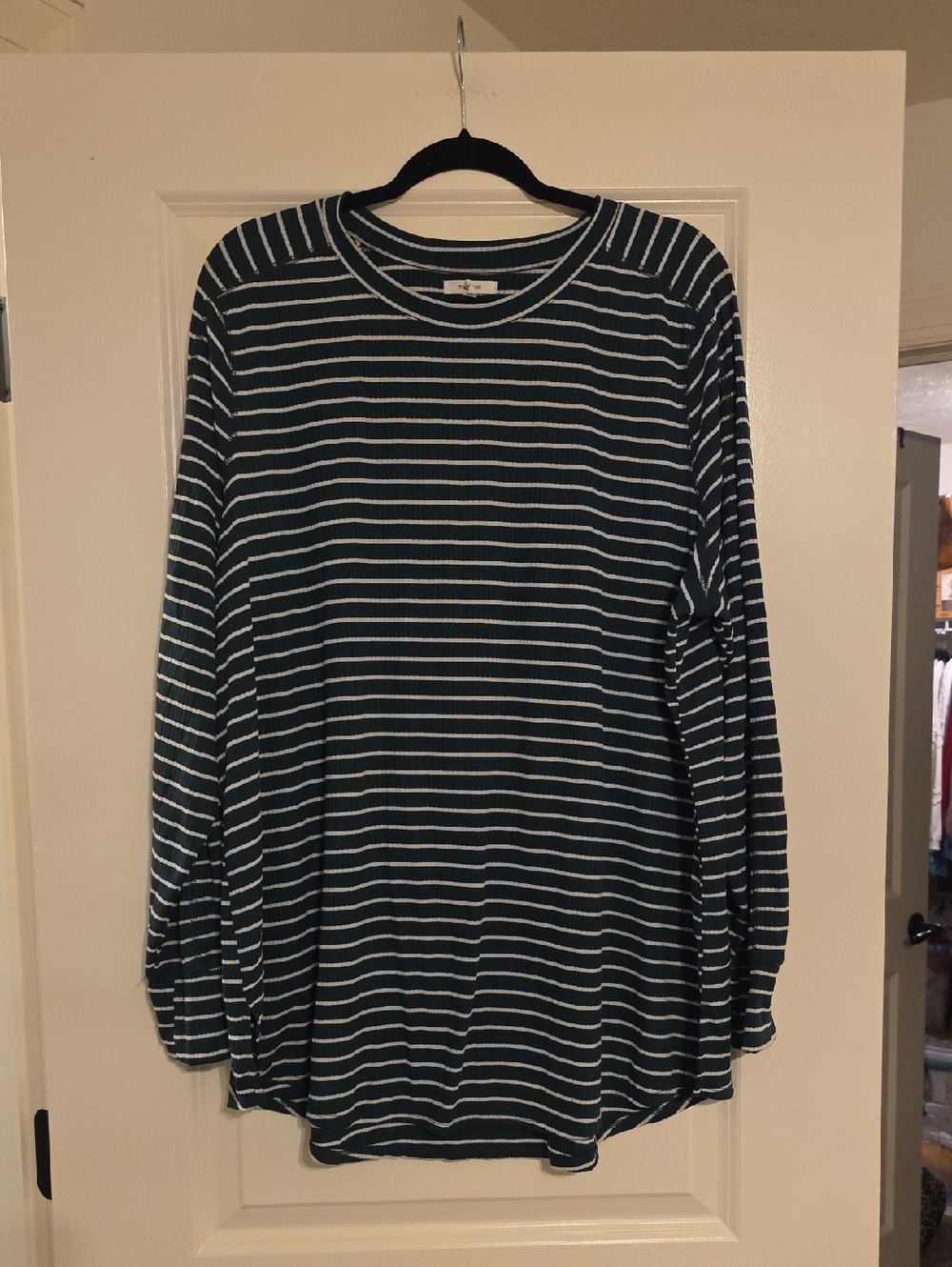 Maurices 2XL Striped Long Sleeve Top - Green  and White